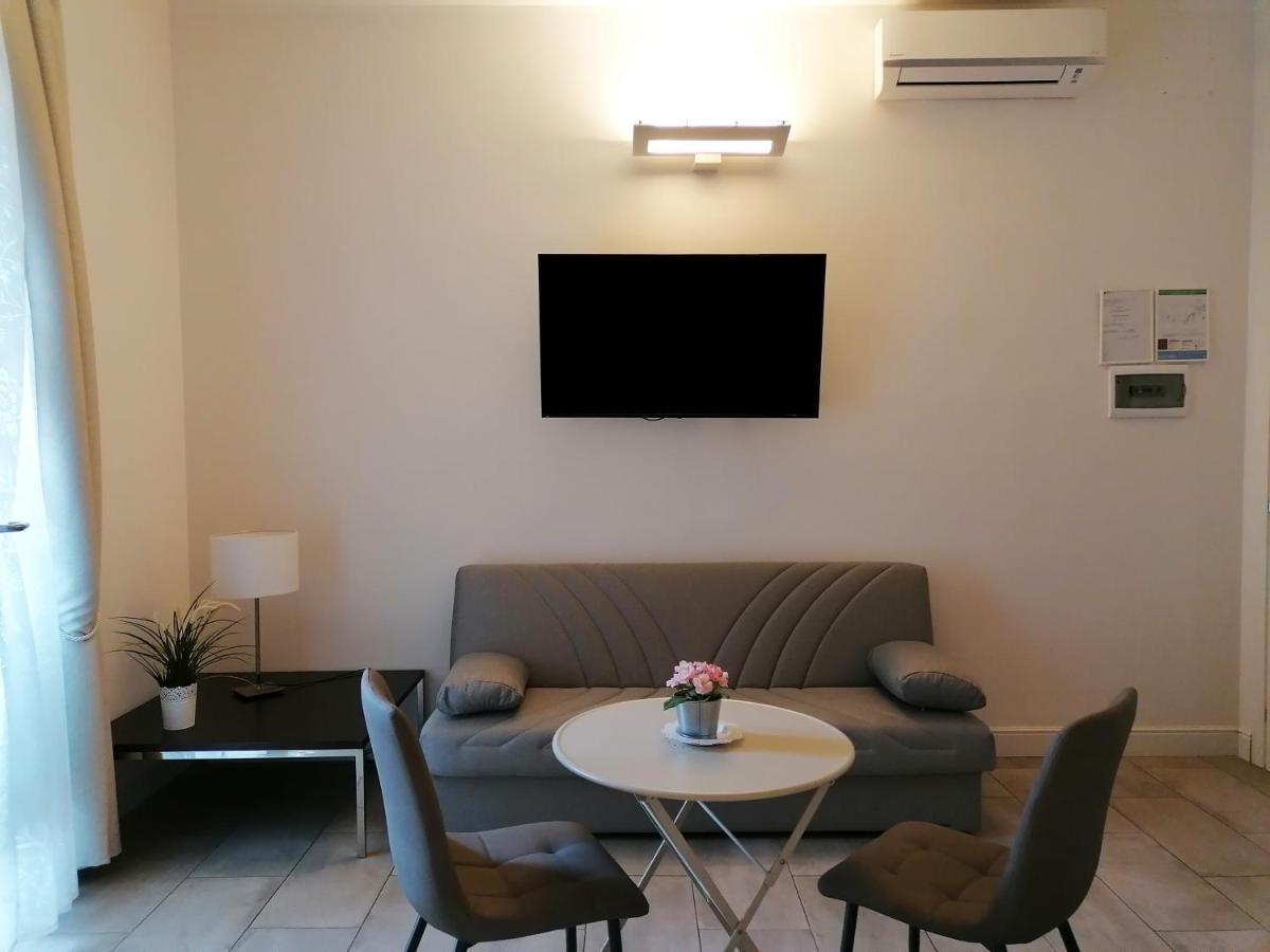 Residenza Tupini, S.Pietro Suites โรม ภายนอก รูปภาพ